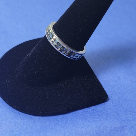 ❤ 925-SILVER RING SIZE 8.5 - Picture 2 of 5